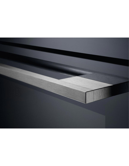 Electrolux EB4PL70KCN inox poignée