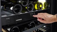 Ecran tactile cave à vins Liebherr Suisse